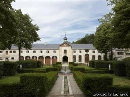 Baron's House Neerijse-leuven Bed & Breakfast
